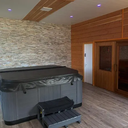 La Part Des Anges Bed and breakfast