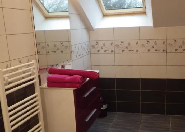 La Part Des Anges Bed & Breakfast 4*