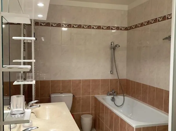 La Part Des Anges Bed & Breakfast